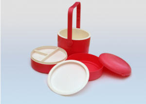 foods and storage containers