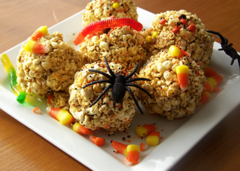 Halloween popcorn balls